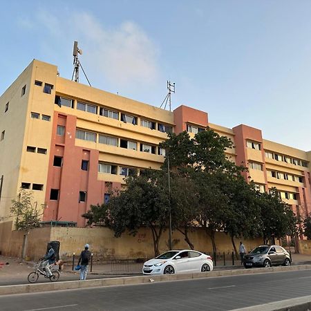 Appartement Spacieux Chez Keur Matou - F2 Dakar Exteriör bild