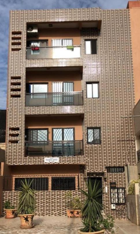 Appartement Spacieux Chez Keur Matou - F2 Dakar Exteriör bild