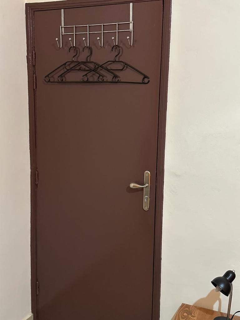 Appartement Spacieux Chez Keur Matou - F2 Dakar Exteriör bild